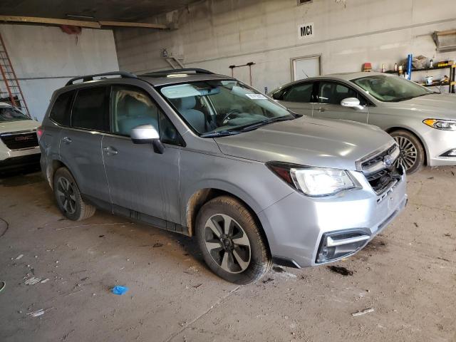 Photo 4 from auction – 2017 SUBARU FORESTER 2 with VIN JF2SJADC9HH429829