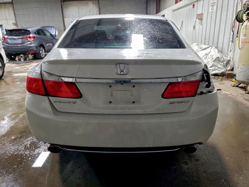 Photo 6 from auction – 2015 HONDA ACCORD SPO with VIN 1HGCR2F57FA243732
