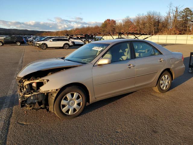 TOYOTA CAMRY LE 2003 with VIN 4T1BE32K93U175026 - Photo from auction