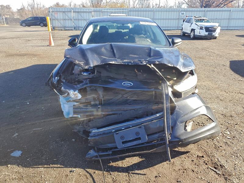 Photo 5 from auction – 2013 FORD FUSION SE with VIN 3FA6P0H76DR312083