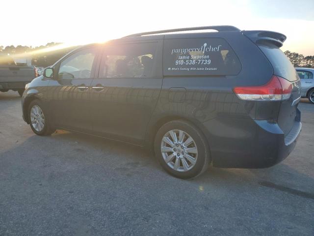 Photo 2 from auction – 2011 TOYOTA SIENNA XLE with VIN 5TDYK3DC4BS080664