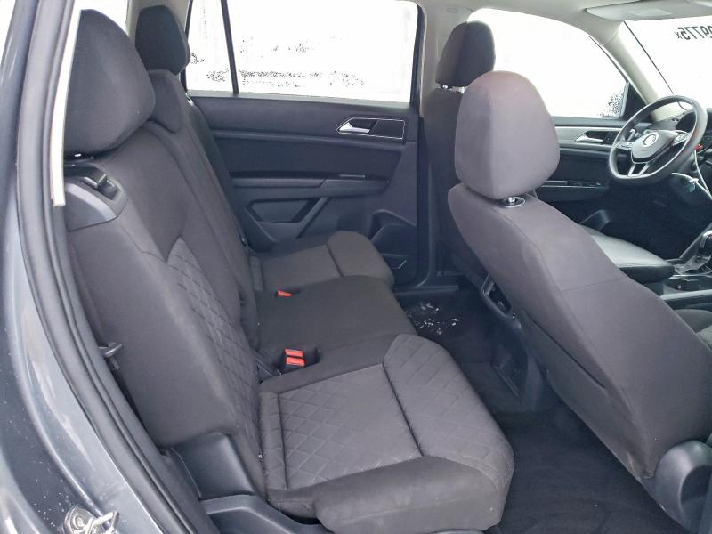 Photo 11 from auction – 2018 VOLKSWAGEN ATLAS with VIN 1V2HR2CAXJC501985