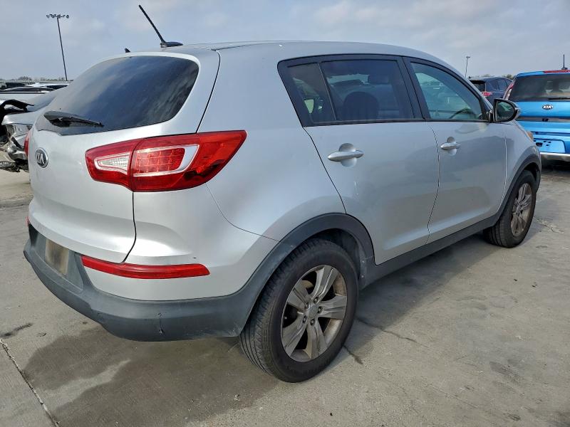 Photo 3 from auction – 2013 KIA SPORTAGE B with VIN KNDPB3A24D7385702