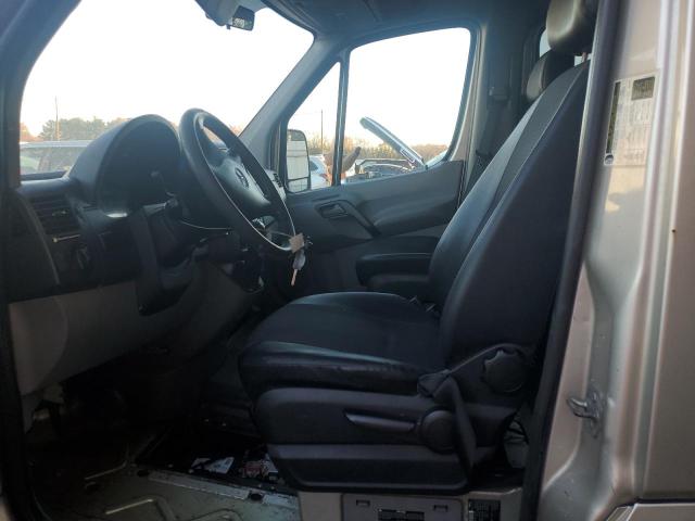 Photo 7 from auction – 2014 MERCEDES-BENZ SPRINTER 2 with VIN WD4PE7DC7E5908121