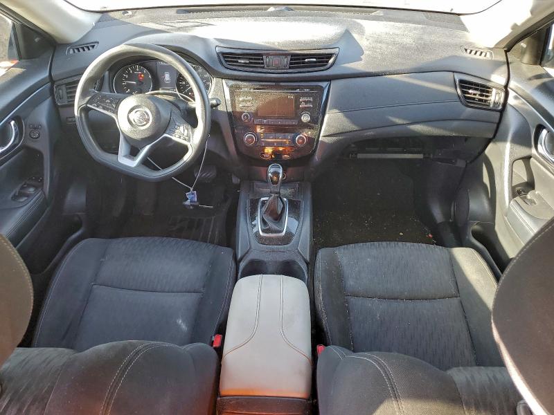 Photo 8 from auction – 2017 NISSAN ROGUE S with VIN KNMAT2MT1HP577909