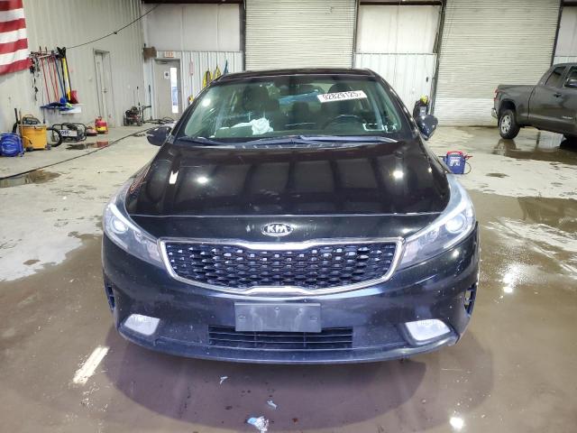 Photo 5 from auction – 2017 KIA FORTE LX with VIN 3KPFL4A75HE038976