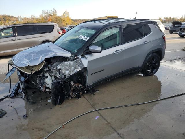 JEEP COMPASS LA 2019 with VIN 3C4NJDBB6KT648280 - Photo from auction
