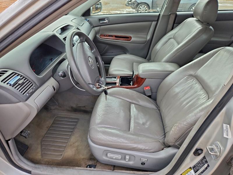 Photo 7 from auction – 2005 TOYOTA CAMRY LE with VIN 4T1BE32K15U570367