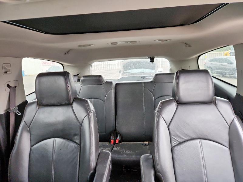 Photo 10 from auction – 2015 CHEVROLET TRAVERSE L with VIN 1GNKRHKD1FJ236163