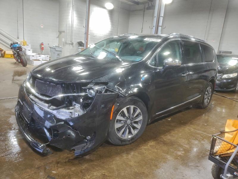 CHRYSLER PACIFICA 2020 with VIN 2C4RC1N74LR243718 - Photo from auction