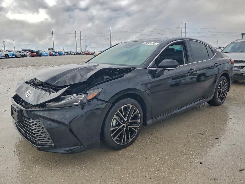 TOYOTA CAMRY XSE 2025 with VIN 4T1DAACK8SU567940 - Photo from auction