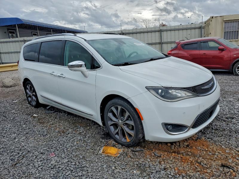 Photo 4 from auction – 2017 CHRYSLER PACIFICA L with VIN 2C4RC1GG8HR602993