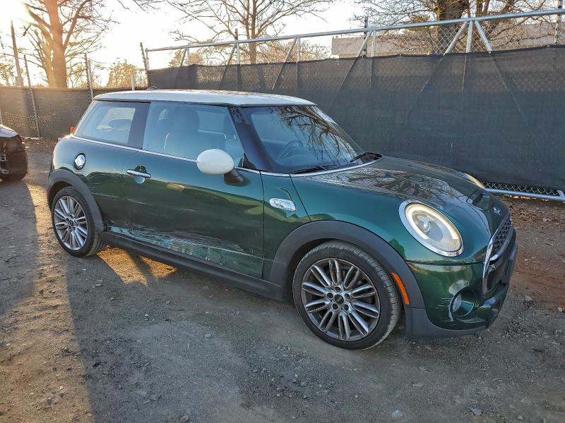 Photo 4 from auction – 2016 MINI COOPER S with VIN WMWXP7C58G2A43929