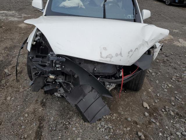 Photo 12 from auction – 2016 TESLA MODEL X with VIN 5YJXCBE22GF006633