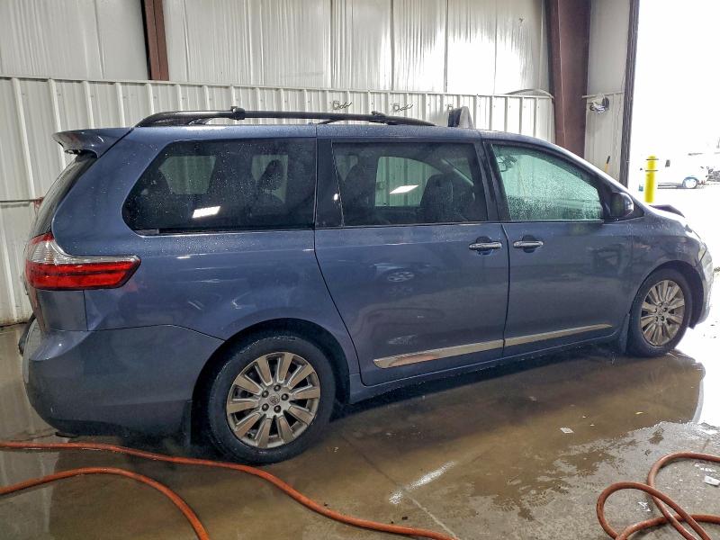 Photo 3 from auction – 2015 TOYOTA SIENNA XLE with VIN 5TDDK3DCXFS095075