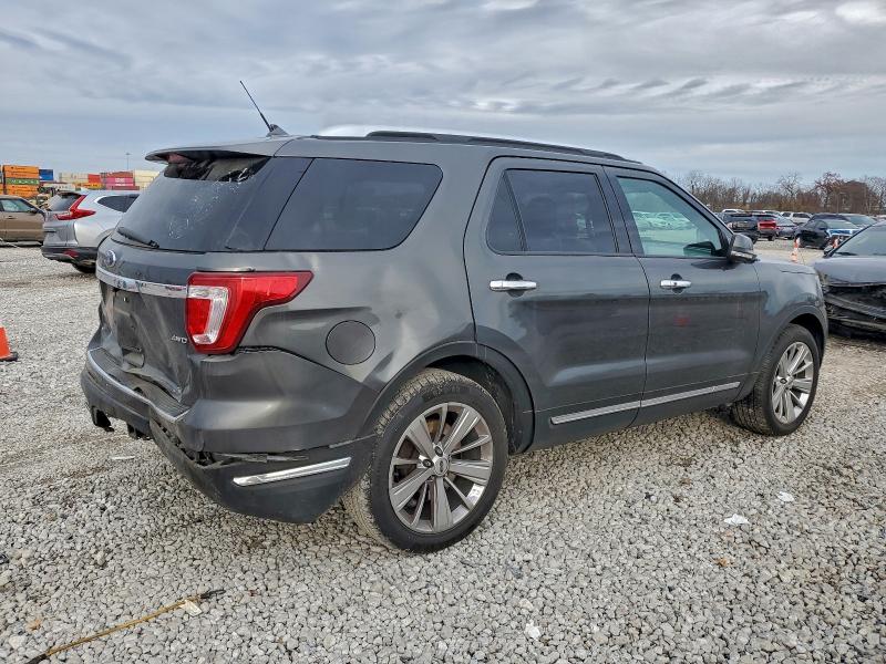 Photo 3 from auction – 2019 FORD EXPLORER L with VIN 1FM5K8F80KGA63746