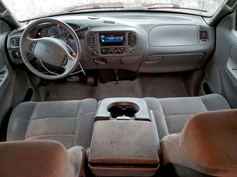 Photo 8 from auction – 2002 FORD F150 with VIN 1FTRX18L02NA74919