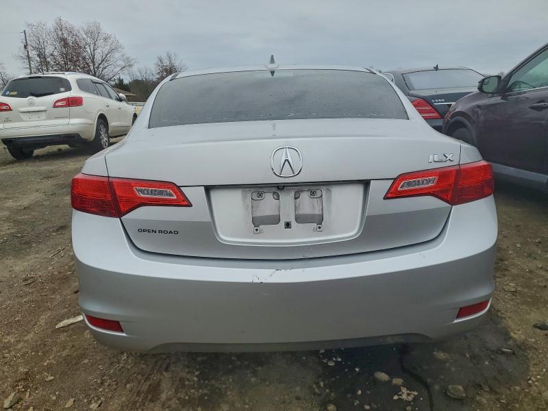 Photo 6 from auction – 2015 ACURA ILX 20 TEC with VIN 19VDE1F78FE004982