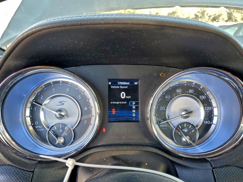 Photo 9 from auction – 2014 CHRYSLER 300 S with VIN 2C3CCABG4EH375417