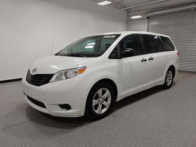 TOYOTA SIENNA 2013 with VIN 5TDZK3DC5DS332185 - Photo from auction