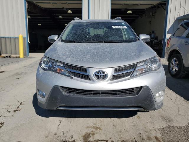 Photo 5 from auction – 2014 TOYOTA RAV4 XLE with VIN JTMWFREVXEJ017200