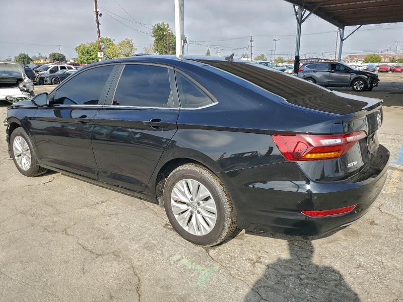 Photo 2 from auction – 2019 VOLKSWAGEN JETTA S with VIN 3VWC57BU4KM096901