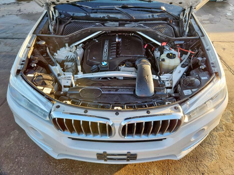 Photo 12 from auction – 2018 BMW X5 SDRIVE3 with VIN 5UXKR2C55J0X08097