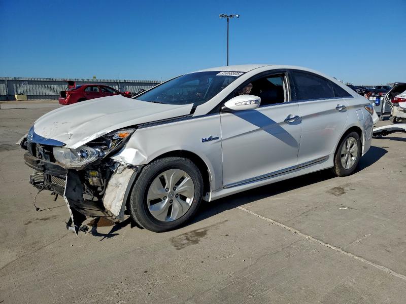 HYUNDAI SONATA HYB 2014 with VIN KMHEC4A42EA115055 - Photo from auction