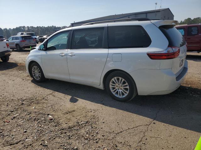 Photo 2 from auction – 2016 TOYOTA SIENNA XLE with VIN 5TDYK3DC7GS716632