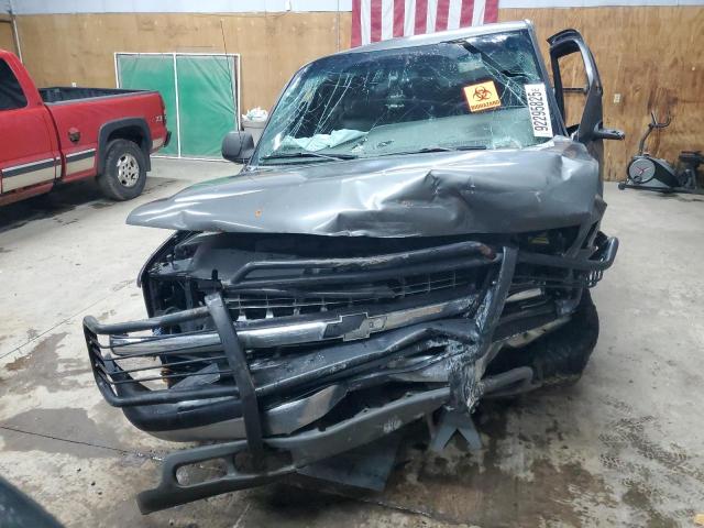 Photo 5 from auction – 2002 CHEVROLET SILVERADO with VIN 1GCEK19T52Z271833
