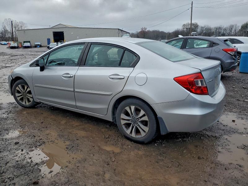 Zdjęcie 2 z aukcji – 2012 HONDA CIVIC LX z VIN 19XFB2F50CE379645