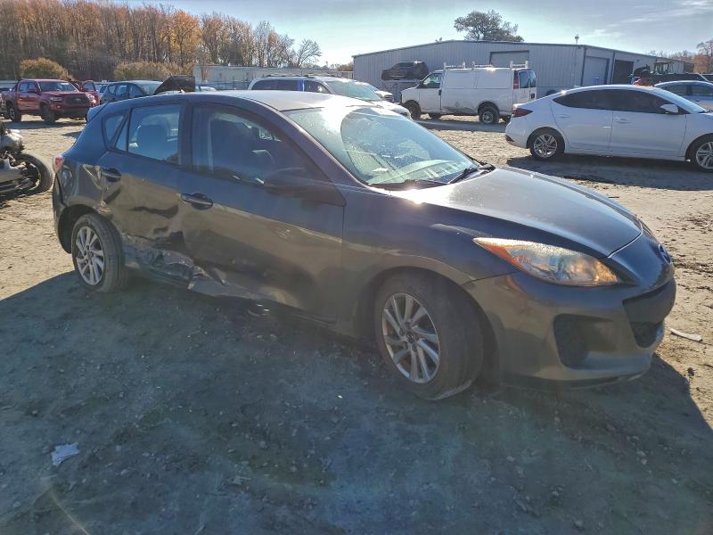Photo 4 from auction – 2013 MAZDA 3 I with VIN JM1BL1LP9D1812220