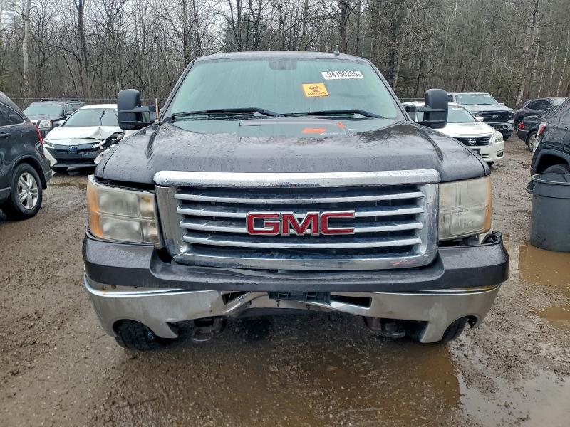 Photo 5 from auction – 2010 GMC SIERRA K15 with VIN 3GTRKWE26AG204975