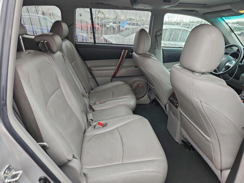 Photo 11 from auction – 2013 TOYOTA HIGHLANDER with VIN 5TDYK3EH7DS129059