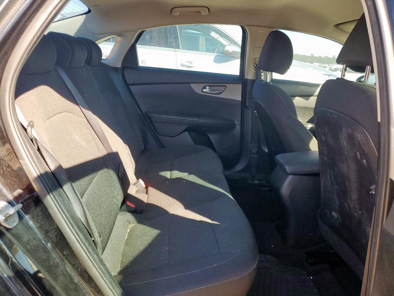 Photo 10 from auction – 2019 KIA FORTE FE with VIN 3KPF24AD3KE055873