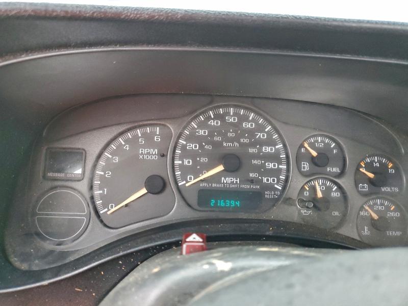 Photo 9 from auction – 2002 CHEVROLET SILVERADO with VIN 1GCEK14T42Z277484
