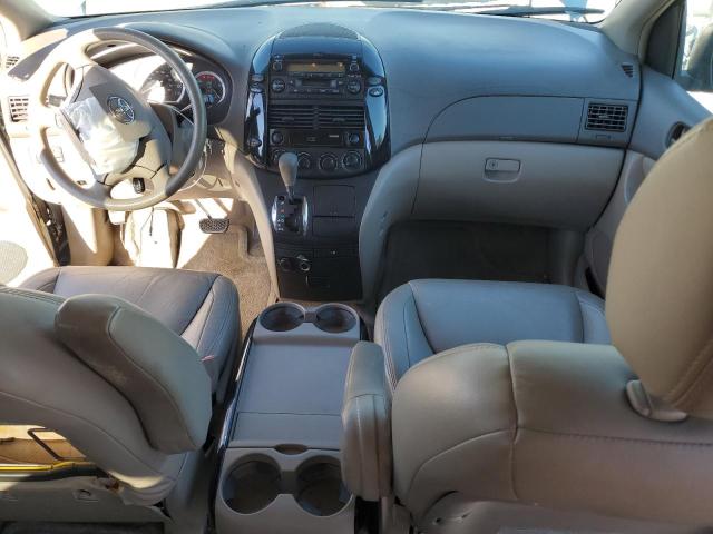 Photo 8 from auction – 2005 TOYOTA SIENNA LE with VIN 5TDBA23C45S034969