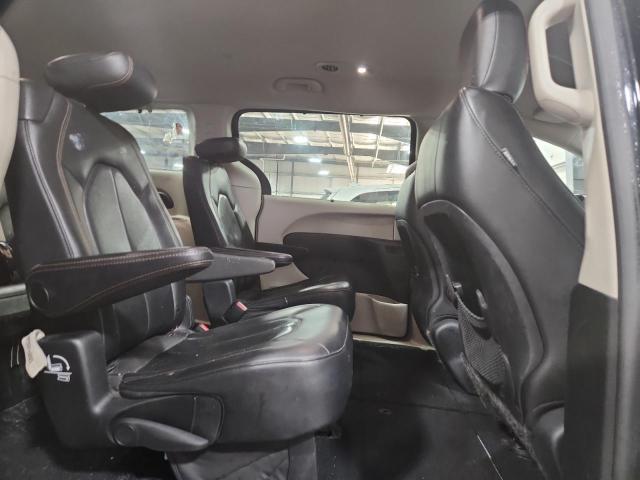 Photo 11 from auction – 2019 CHRYSLER PACIFICA T with VIN 2C4RC1BG0KR655055