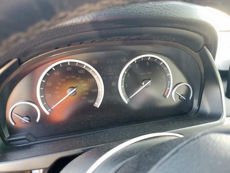 Photo 9 from auction – 2017 BMW X5 XDRIVE3 with VIN 5UXKR0C34H0X77652