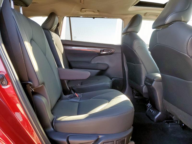 Photo 11 from auction – 2023 TOYOTA HIGHLANDER with VIN 5TDKDRAH8PS018825