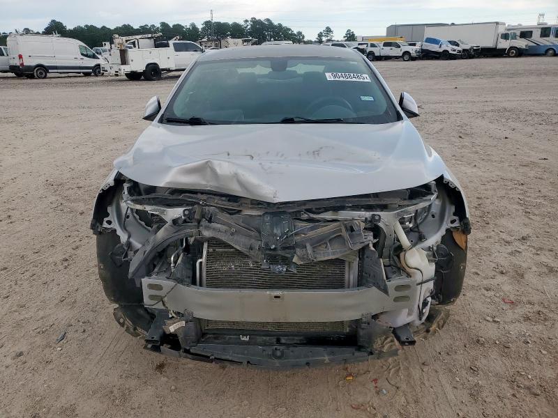 Photo 5 from auction – 2017 CHEVROLET MALIBU LT with VIN 1G1ZE5ST0HF186959