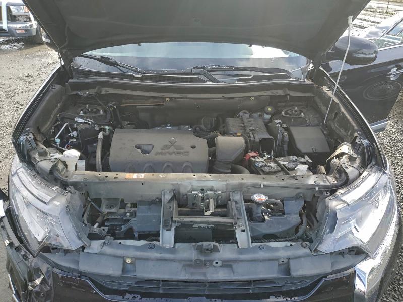 Photo 12 from auction – 2017 MITSUBISHI OUTLANDER with VIN JA4AZ3A37HZ070942