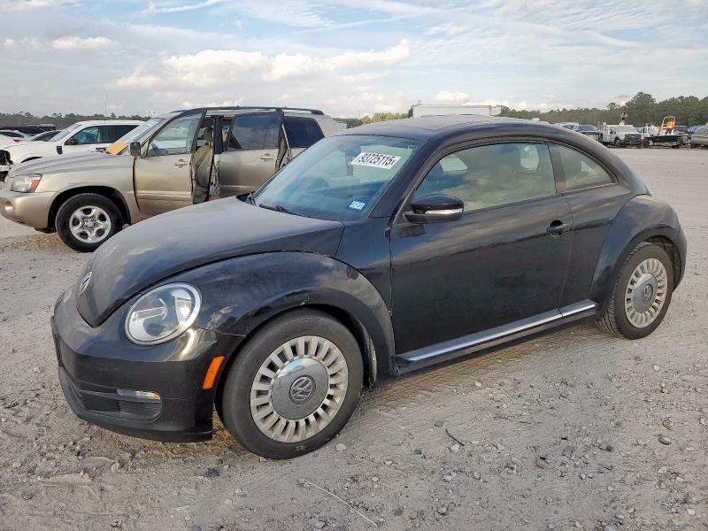 Photo 1 from auction – 2015 VOLKSWAGEN BEETLE with VIN 3VWJ17AT3FM641598
