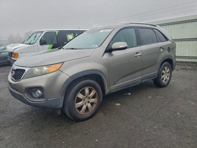 KIA SORENTO BA 2011 with VIN 5XYKT3A16BG079874 - Photo from auction