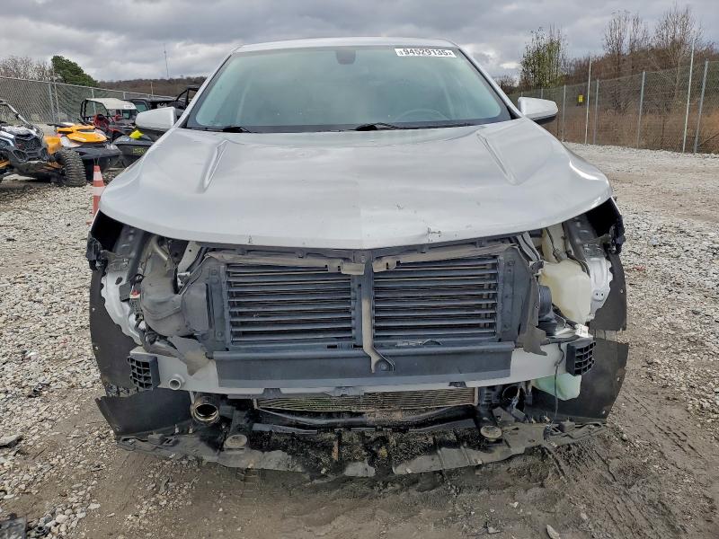 Photo 5 from auction – 2018 CHEVROLET EQUINOX LT with VIN 2GNAXJEV2J6344231
