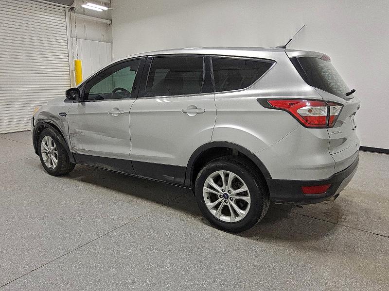 Photo 2 from auction – 2017 FORD ESCAPE SE with VIN 1FMCU9GD5HUA61035