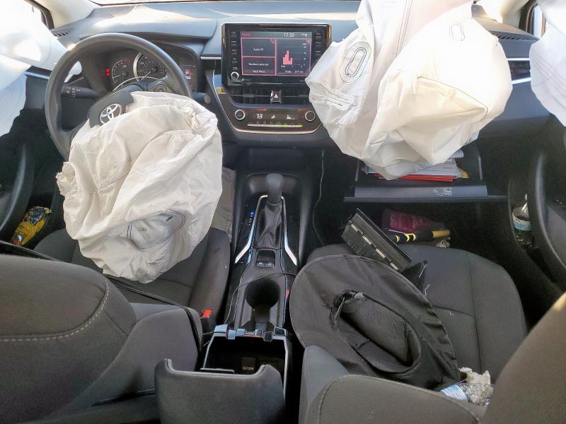 Photo 8 from auction – 2022 TOYOTA COROLLA LE with VIN 5YFEPMAE0NP330494
