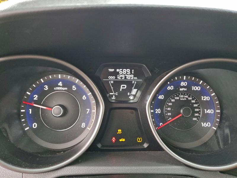 Photo 9 from auction – 2013 HYUNDAI ELANTRA GL with VIN 5NPDH4AE0DH184702