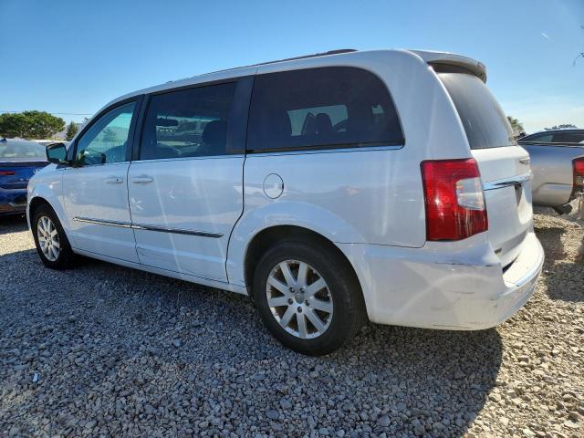 Photo 2 from auction – 2015 CHRYSLER TOWN & COU with VIN 2C4RC1BG8FR545568