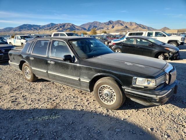 Photo 4 from auction – 1996 LINCOLN TOWN CAR E with VIN 1LNLM81W4TY660160